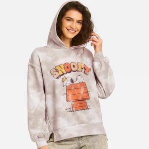 Women's Snoopy Dog House Hooded Graphic Sweatshirt - XL